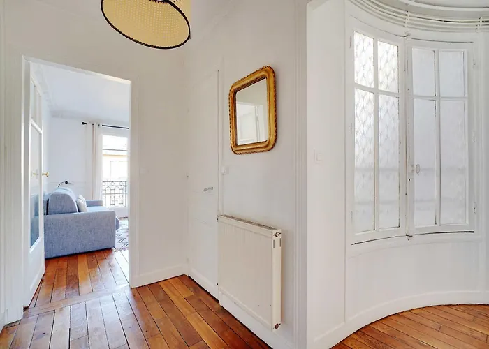 Modern 1bdr 4p - Alesia